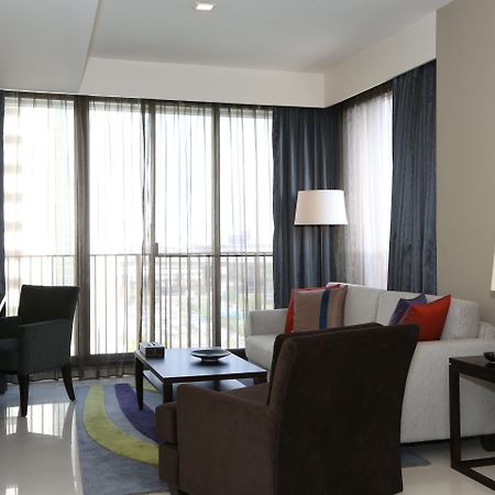 Bangna Pride Hotel & Residence Банкок Екстериор снимка