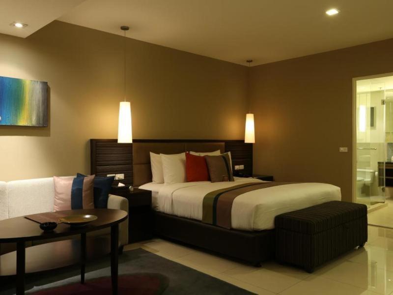 Bangna Pride Hotel & Residence Банкок Стая снимка