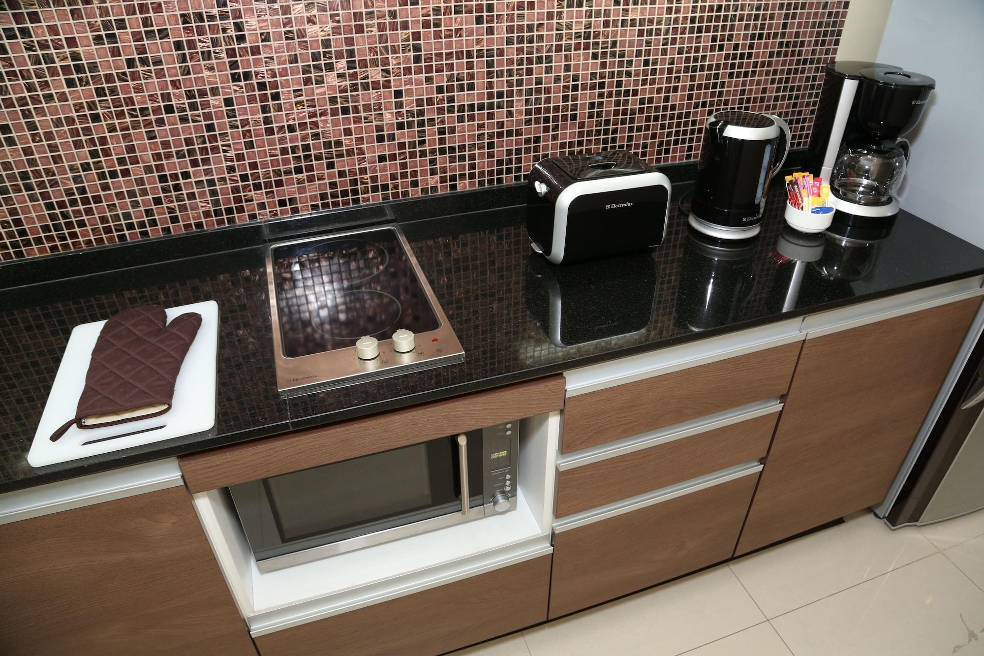Bangna Pride Hotel & Residence Банкок Екстериор снимка