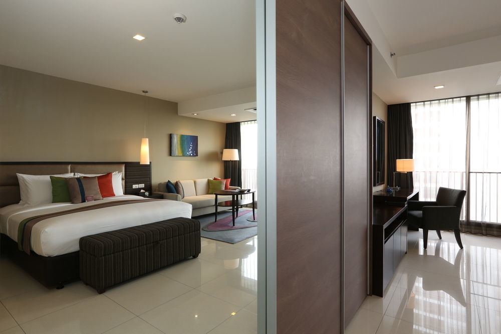 Bangna Pride Hotel & Residence Банкок Екстериор снимка
